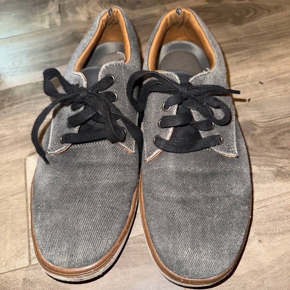 Men's Gray Casual Shoes